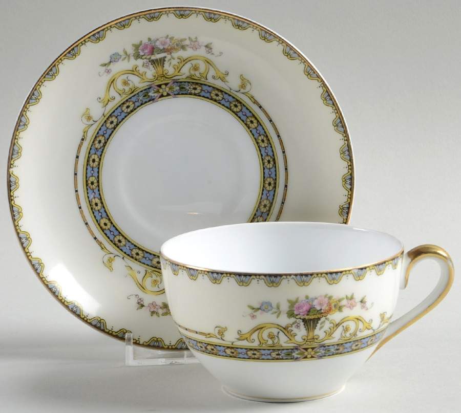 Ardsley Footed Cup & Saucer Set by Noritake-1