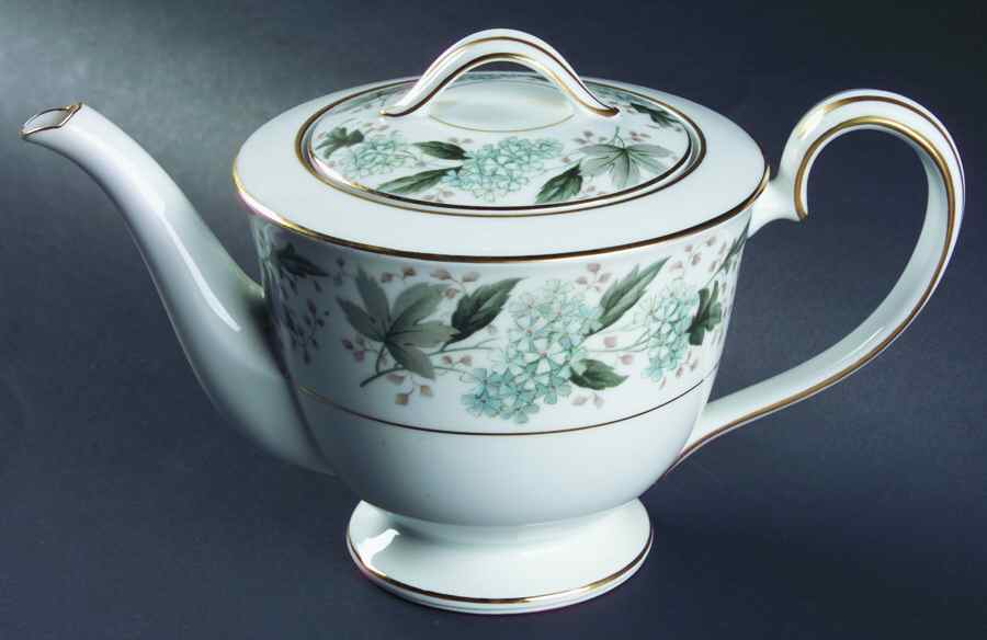 Argyle Teapot & Lid by Noritake-1