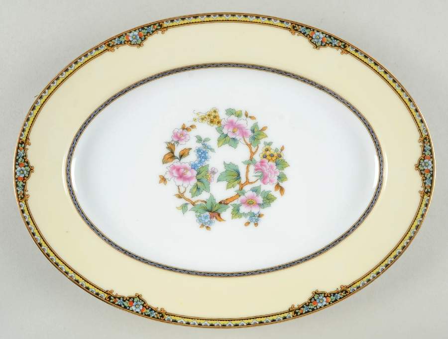 Argosy 11" Oval Serving Platter by Noritake-1