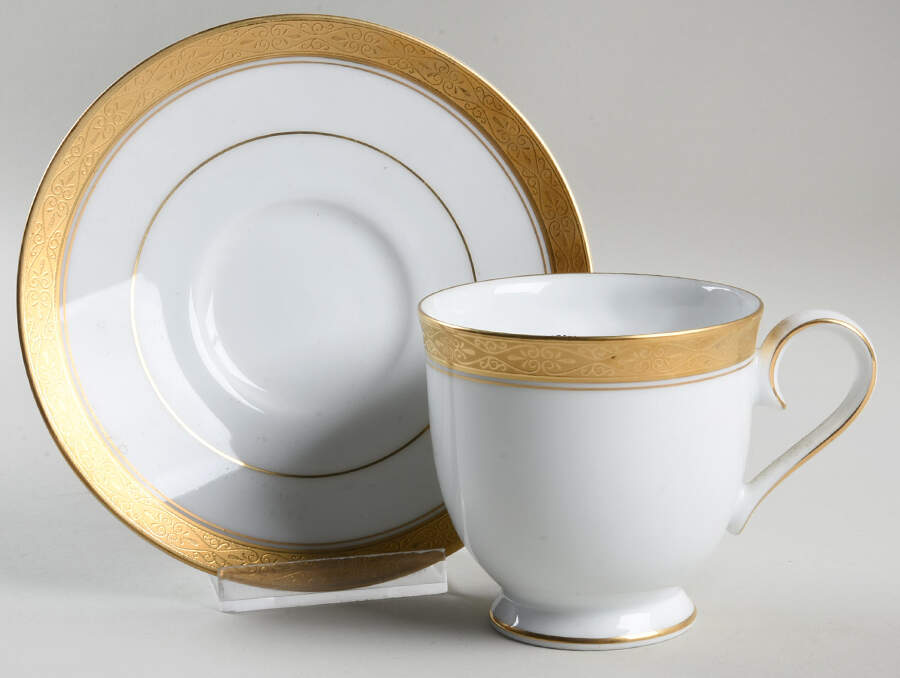 Aristocrat Gold Footed Cup & Saucer Set by Noritake-1