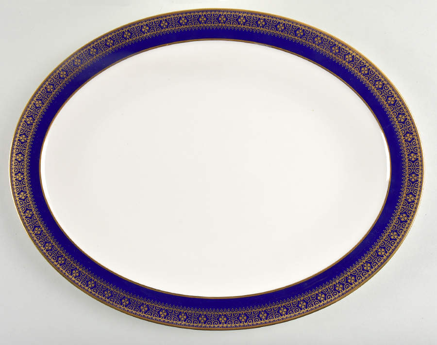Aristocrat 16" Oval Serving Platter by Noritake-1