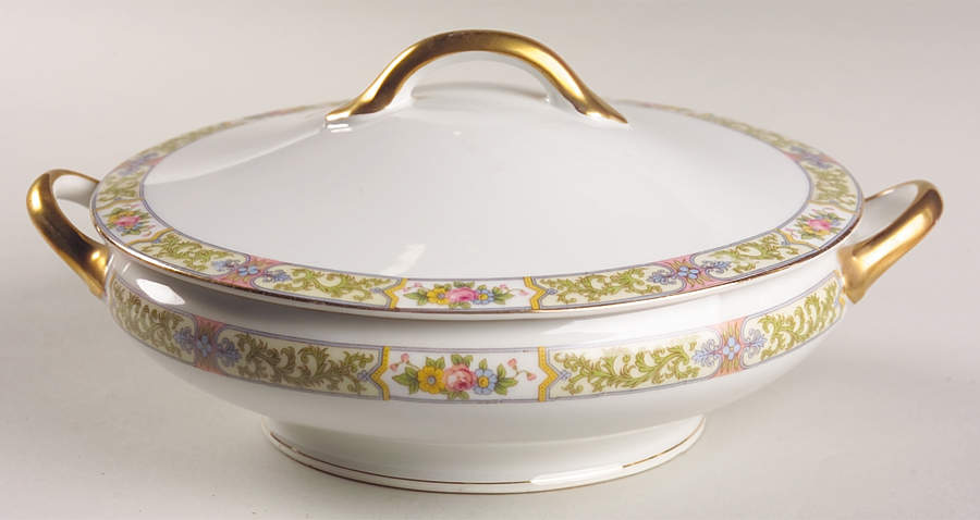 Arleigh Round Covered Vegetable by Noritake-1