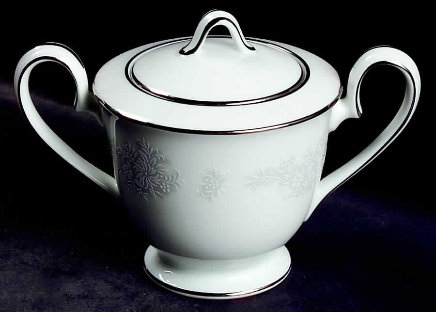 Armand Mini Sugar Bowl & Lid by Noritake-1