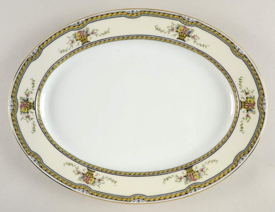 Arona 13" Oval Serving Platter by Noritake-1