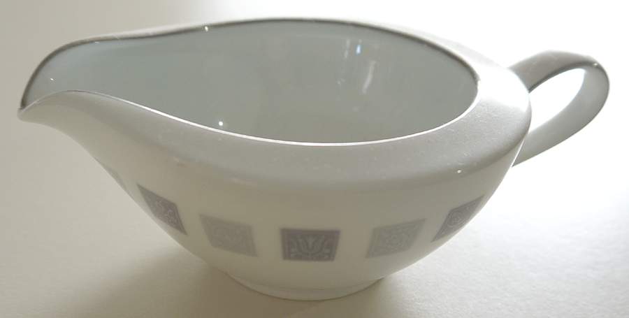 Arroyo Creamer by Noritake-1