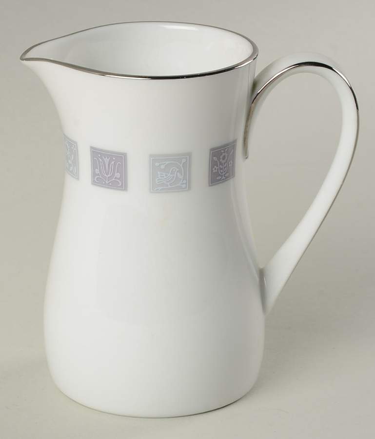 Arroyo Creamer by Noritake-1
