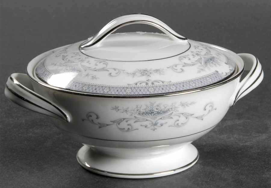 Ashby Sugar Bowl & Lid by Noritake-1