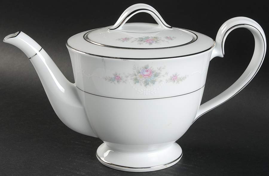 Astor Rose Small Teapot & Lid by Noritake-1