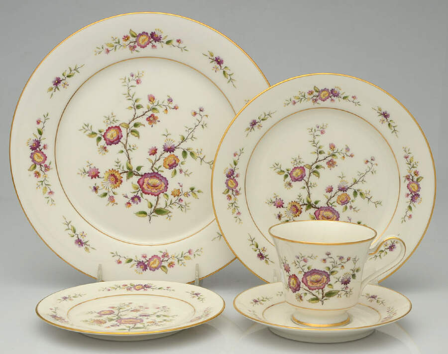 Asian Song 40 Piece Estate Set by Noritake-1