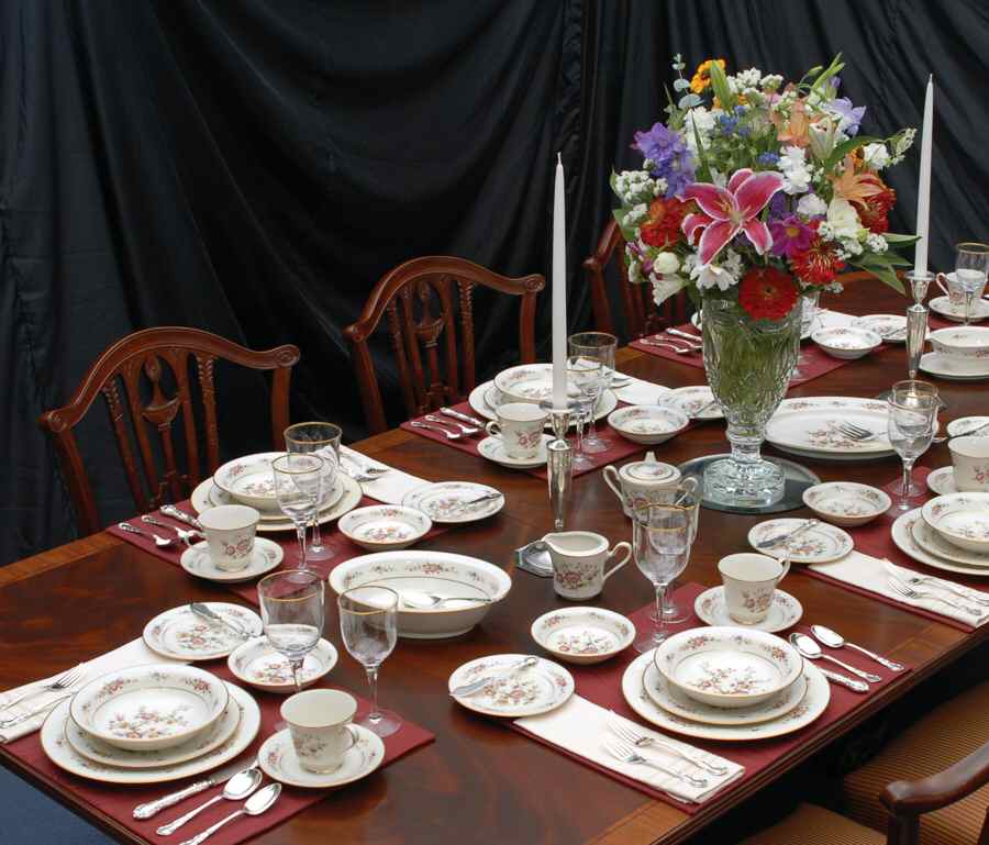 Asian Song 62 Piece Estate Set by Noritake-1