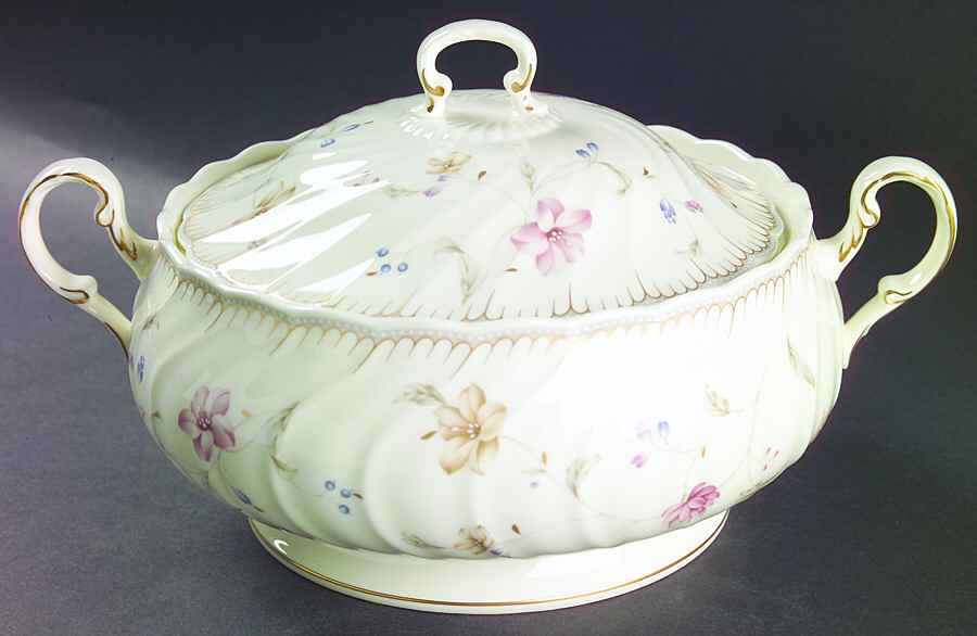 Astair Round Covered Vegetable by Noritake-1