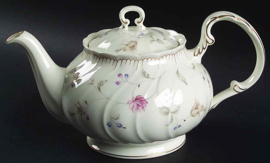 Astair Teapot & Lid by Noritake-1