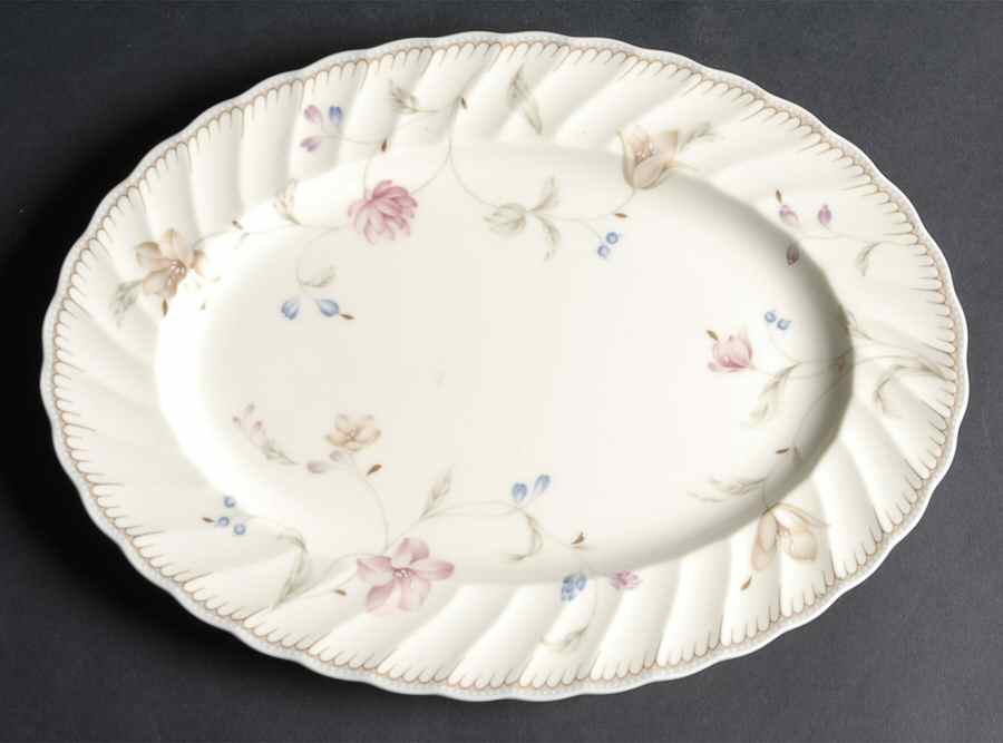Astair 12" Oval Serving Platter by Noritake-1