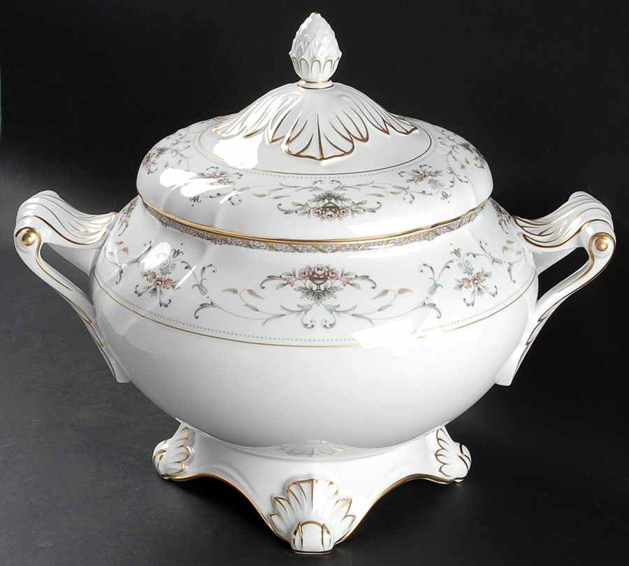 Astorbrook Tureen &  Lid by Noritake-1