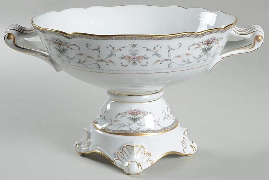 Astorbrook Centerpiece by Noritake-1