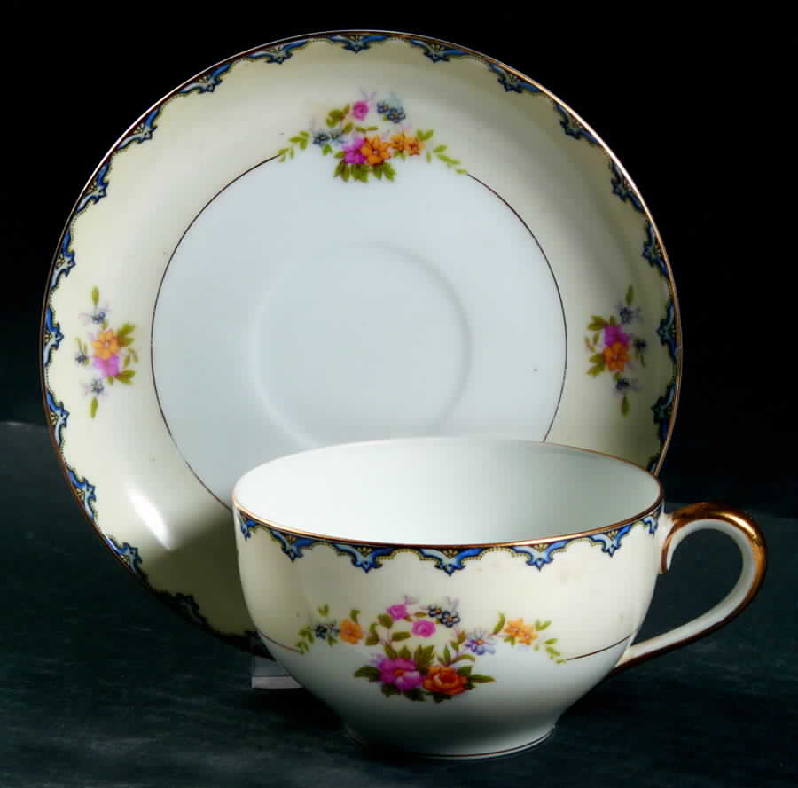 Athlone Oversized Cup & Saucer Set by Noritake-1