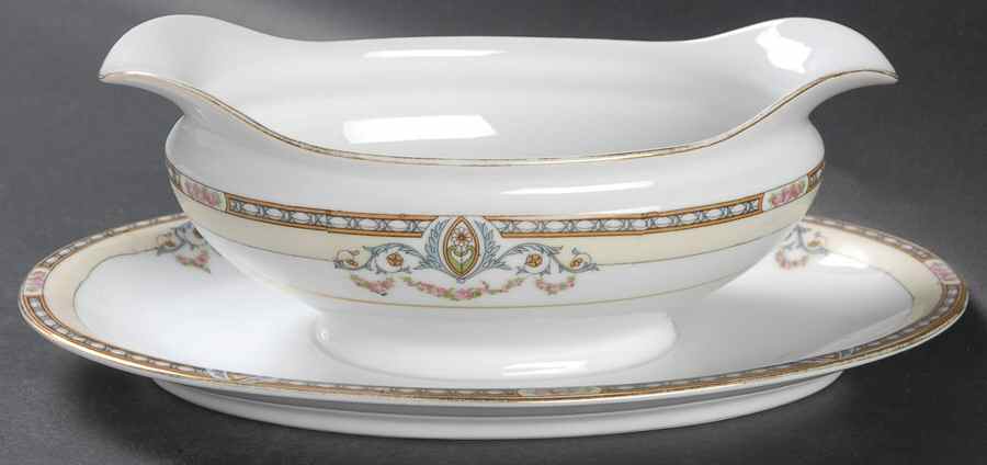 Atlanta Gravy Boat with Attached Underplate by Noritake-1