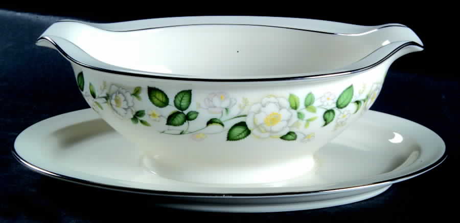 Atlanta Gravy Boat with Attached Underplate by Noritake-1