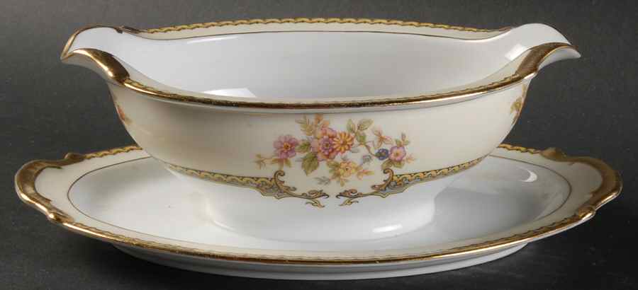 Aubery Gravy Boat with Attached Underplate by Noritake-1