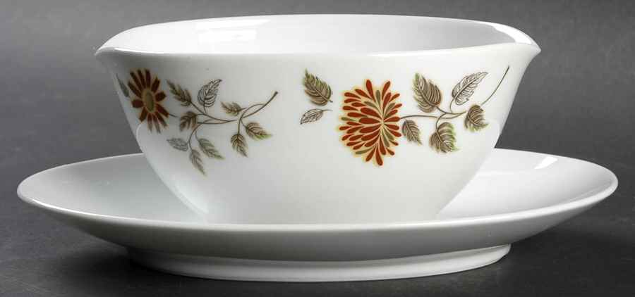 Auburn Gravy Boat with Attached Underplate by Noritake-1