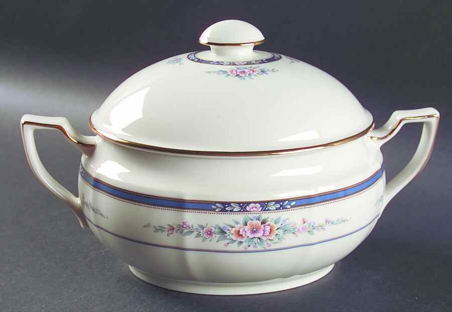 Auburndale Oval Covered Vegetable by Noritake-1