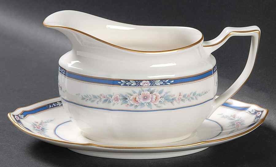 Auburndale Gravy Boat & Underplate by Noritake-1