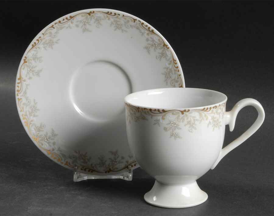Aubusson Footed Cup & Saucer Set by Noritake-1