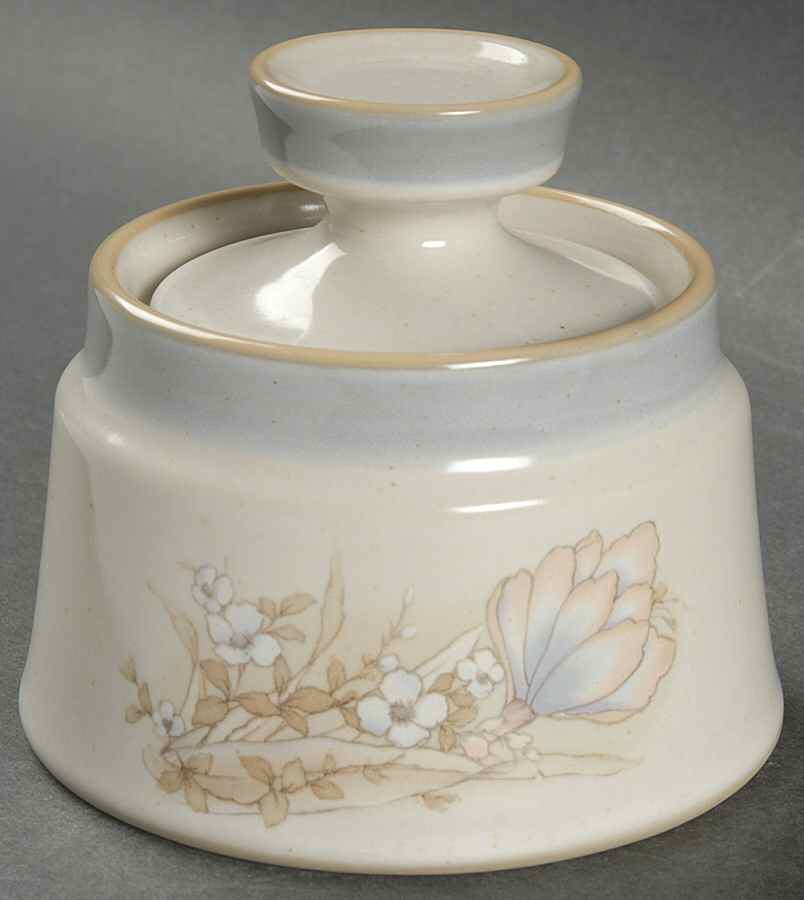 Autumn Day Sugar Bowl & Lid by Noritake-1