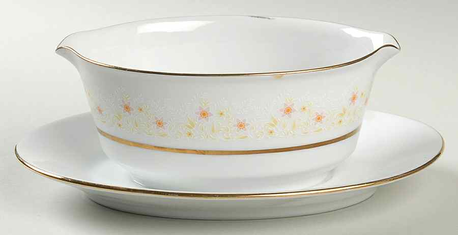 Augusta Gravy Boat with Attached Underplate by Noritake-1