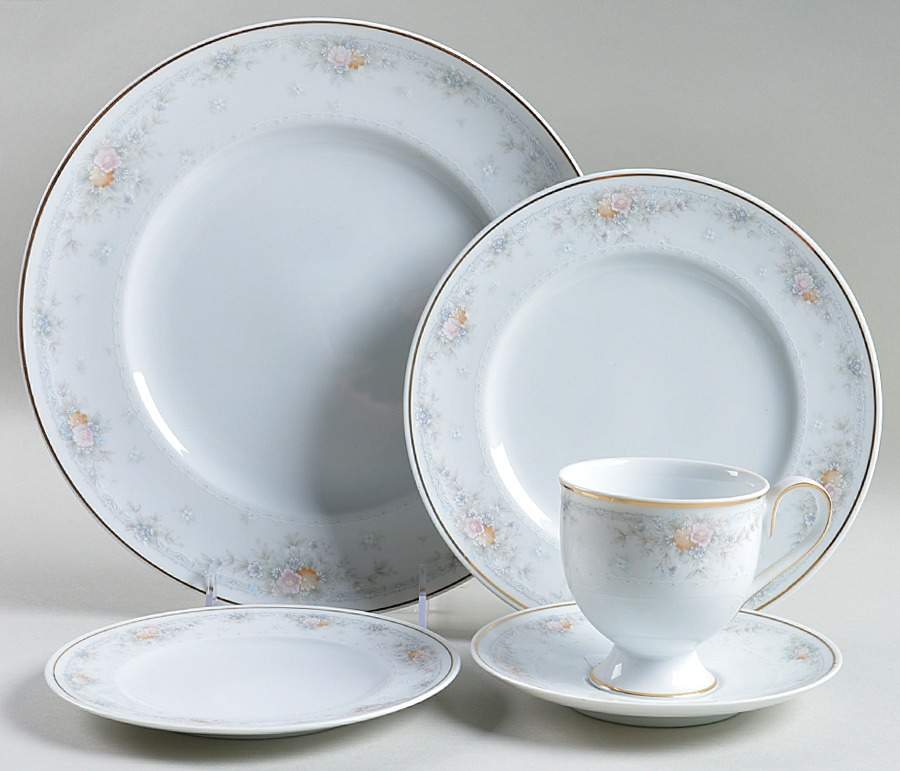 Aurelia 5 Piece Place Setting by Noritake-1