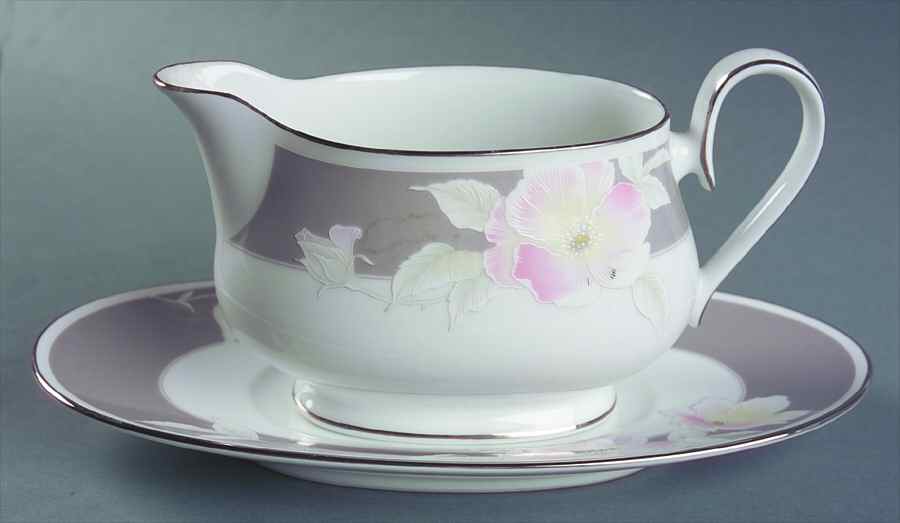 Autumn Rhapsody Gravy Boat & Underplate by Noritake-1