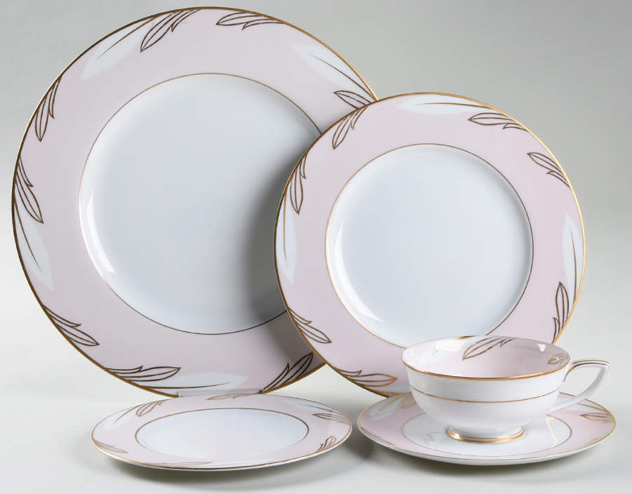 Aurora Pink 5 Piece Place Setting by Noritake-1