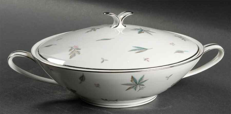 Automne Round Covered Vegetable by Noritake-1