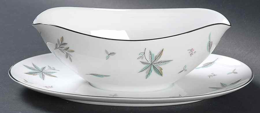 Automne Gravy Boat with Attached Underplate by Noritake-1