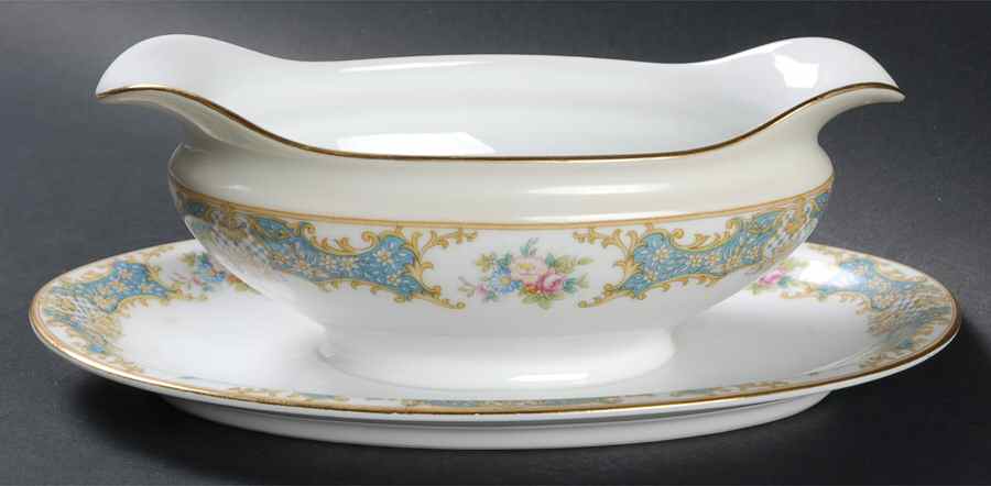 Avalon Gravy Boat with Attached Underplate by Noritake-1