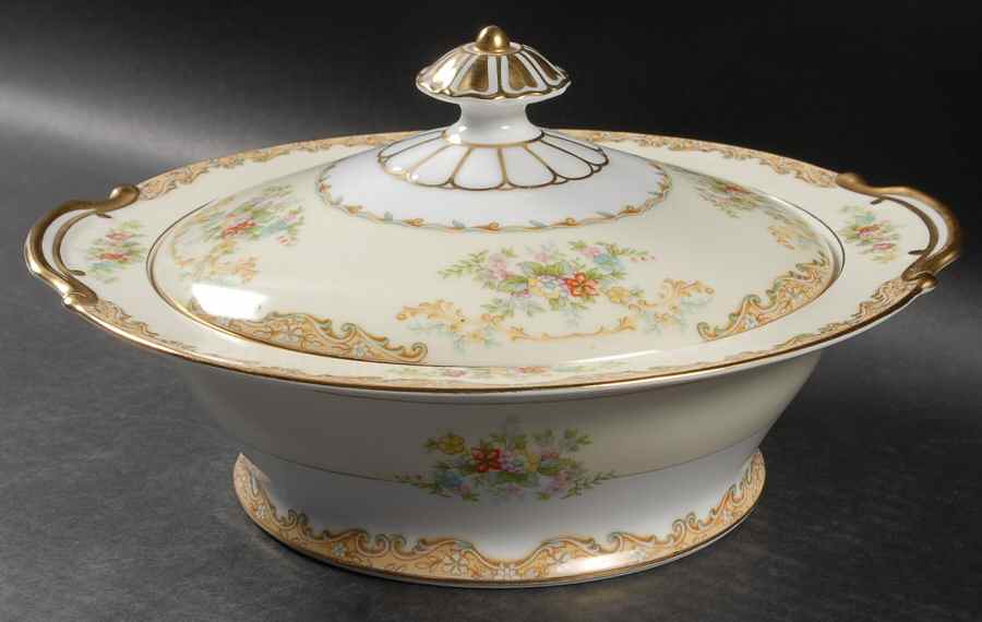 Avena Round Covered Vegetable by Noritake-1