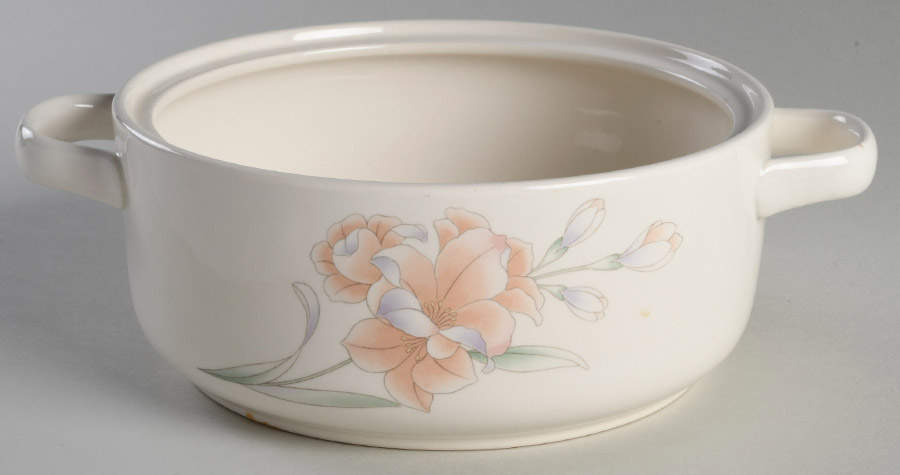 Aventura 1.25 Qt Round Casserole No Lid by Noritake-1