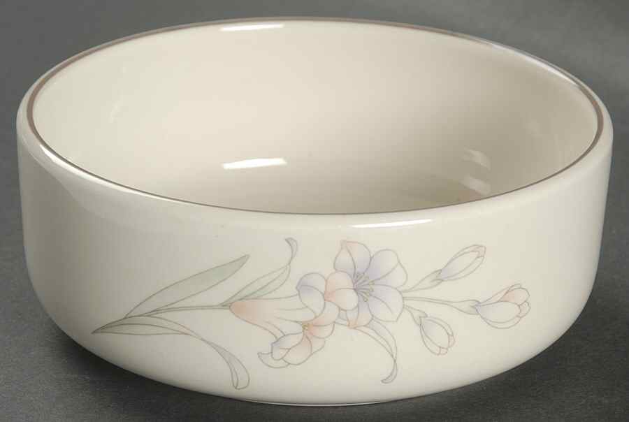 Aventura Soup/Cereal Bowl by Noritake-1