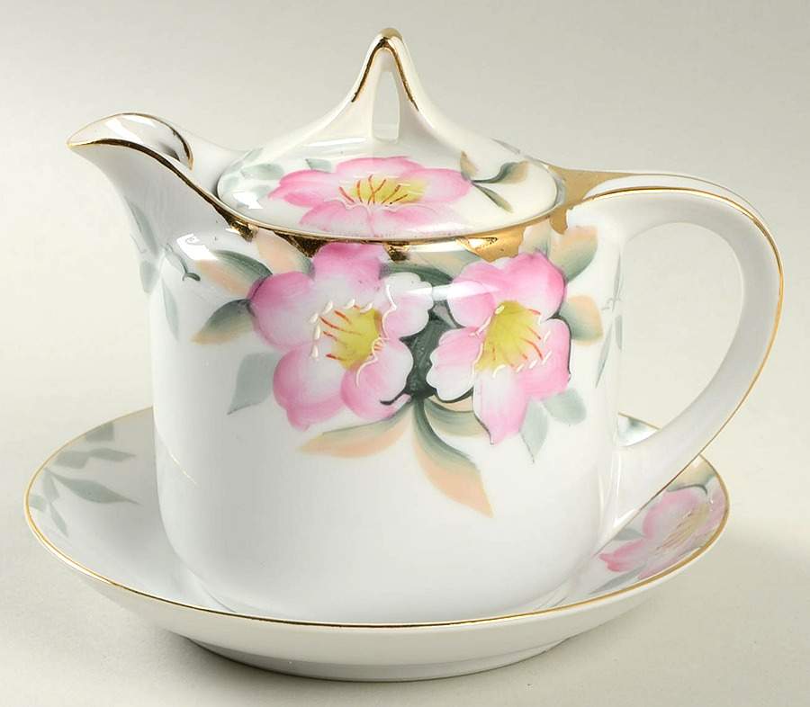 Azalea Large Syrup with Lid and Underplate by Noritake-1