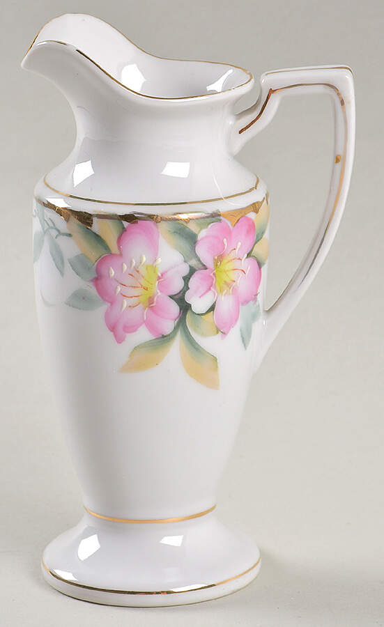 Azalea Berry Creamer by Noritake-1