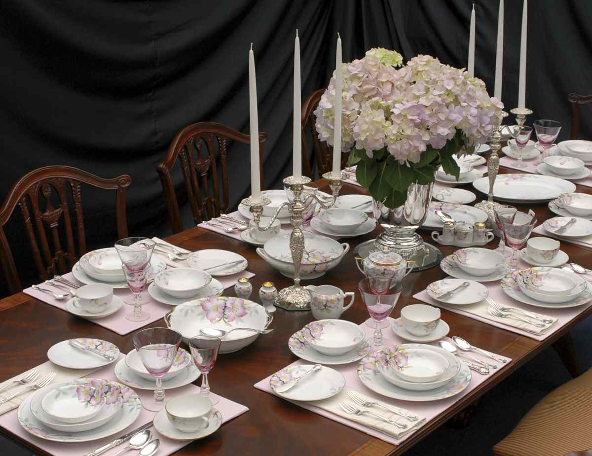 Azalea 85 Piece Estate Set by Noritake-1