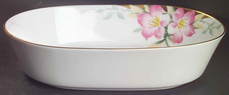 Azalea 9" Oval Vegetable Bowl by Noritake-1