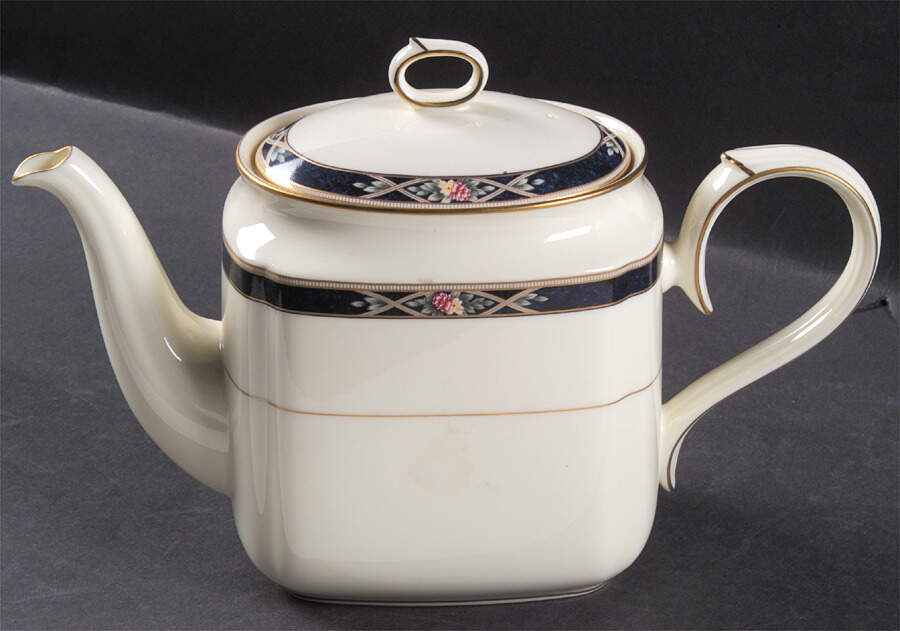 Azure Garden Teapot & Lid by Noritake-1