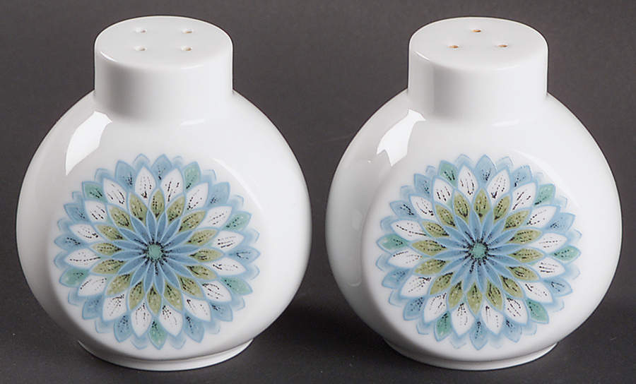 Bahama Salt & Pepper Set by Noritake-1