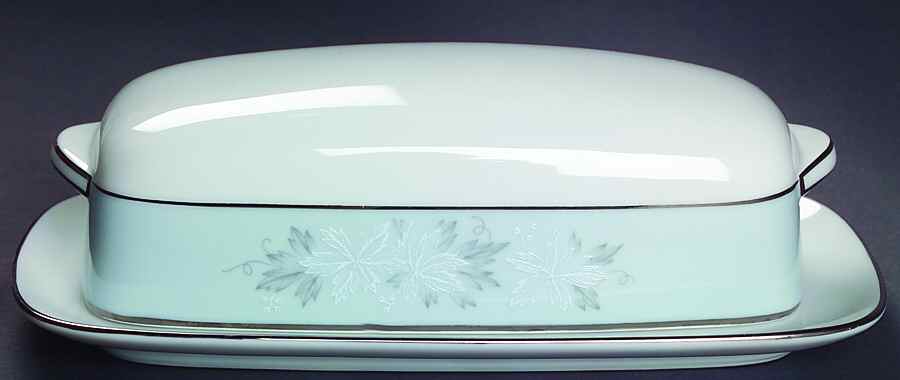 Balboa 1/4 Lb Covered Butter by Noritake-1