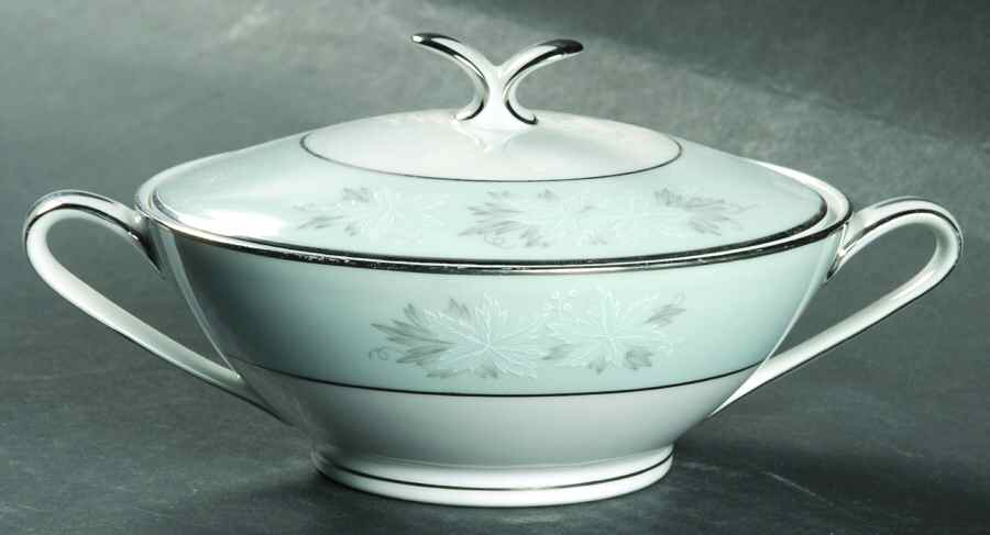 Balboa Sugar Bowl & Lid by Noritake-1