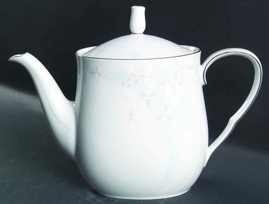 Bambury Teapot & Lid by Noritake-1