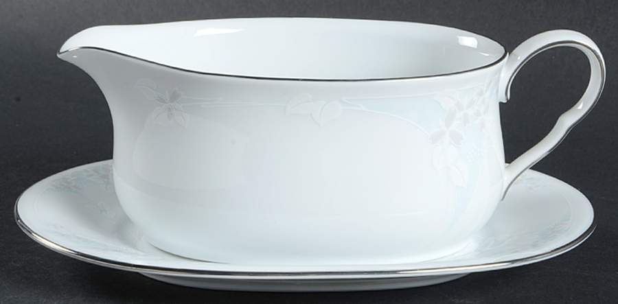 Bambury Gravy Boat & Underplate (Relish/Butter) by Noritake-1