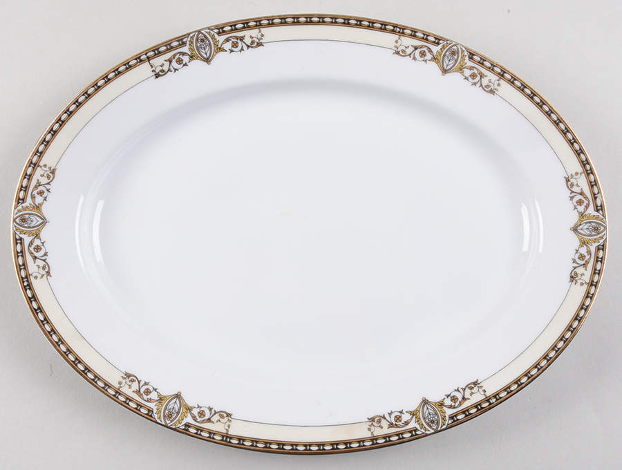 Bancroft 11" Oval Serving Platter by Noritake-1