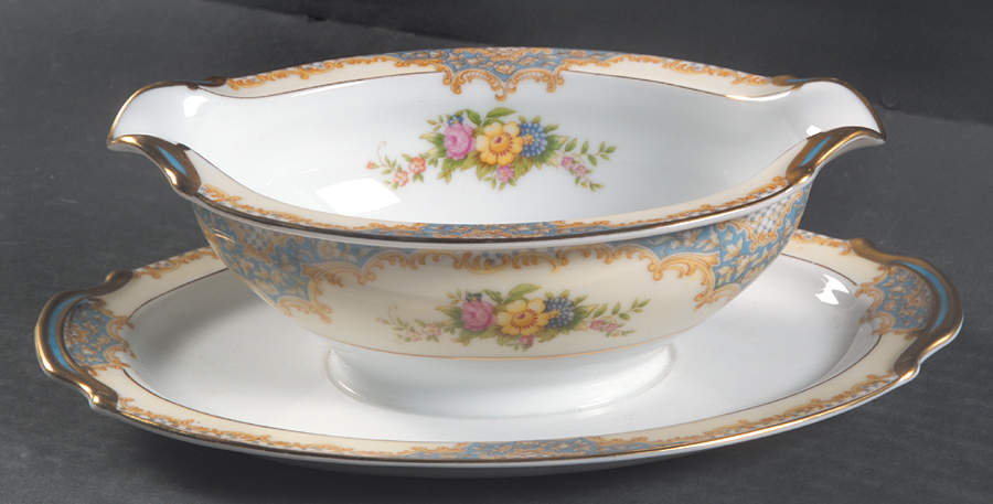 Bantry Gravy Boat with Attached Underplate by Noritake-1